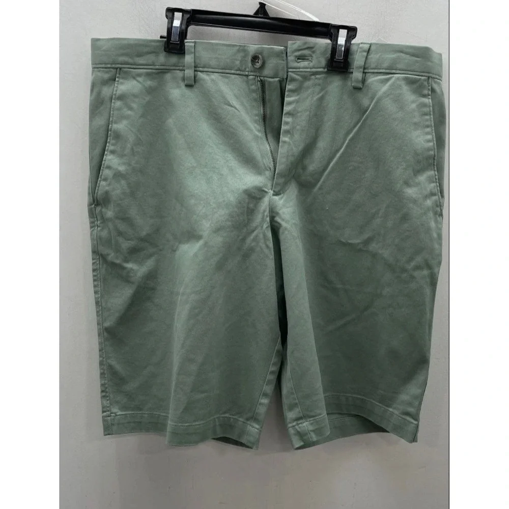 Banana Republic Emerson Straight Fit Chino Shorts Sage Green Mens 33 11in Inseam